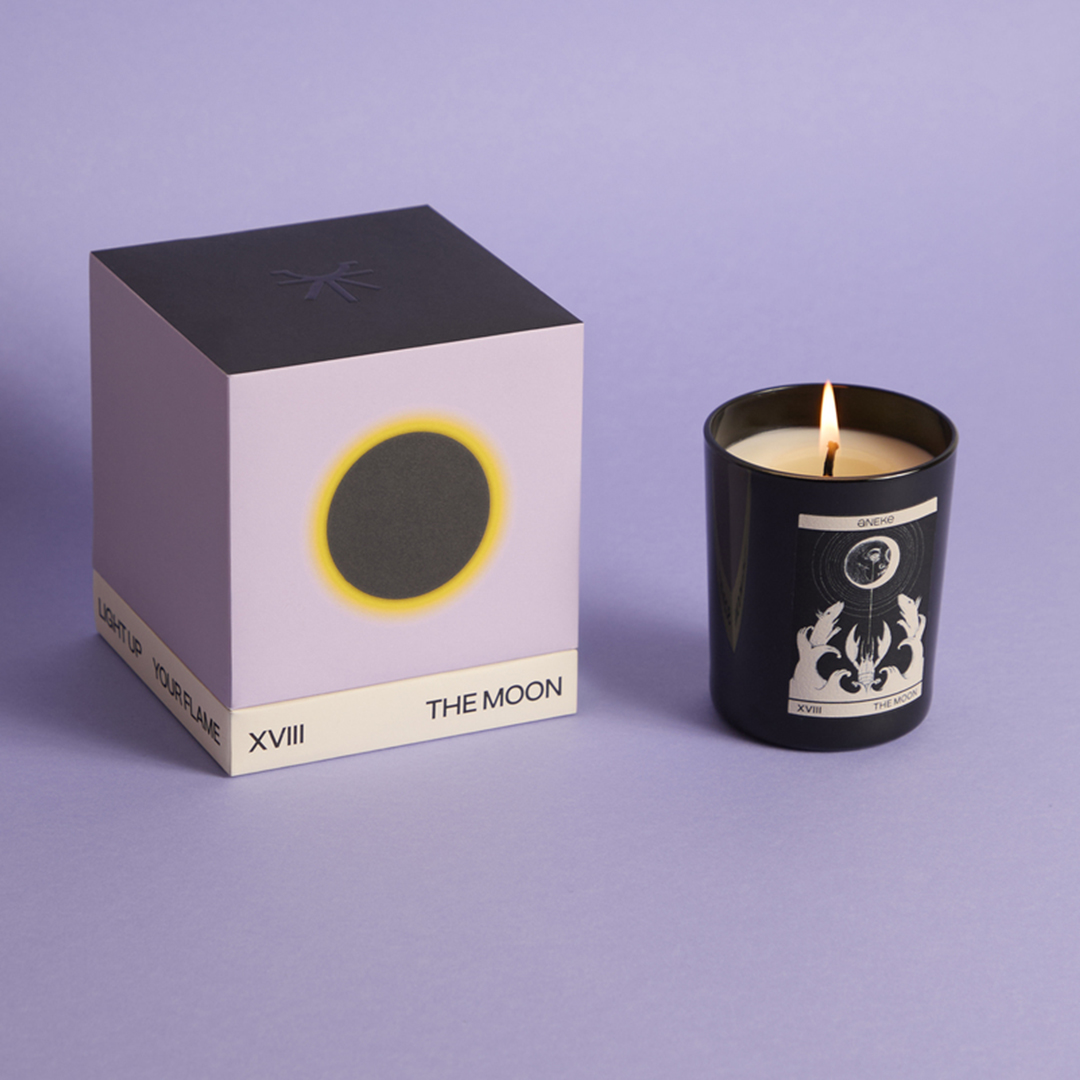 pink decorative scented candle with tarocco the moon and ceramic candle cover