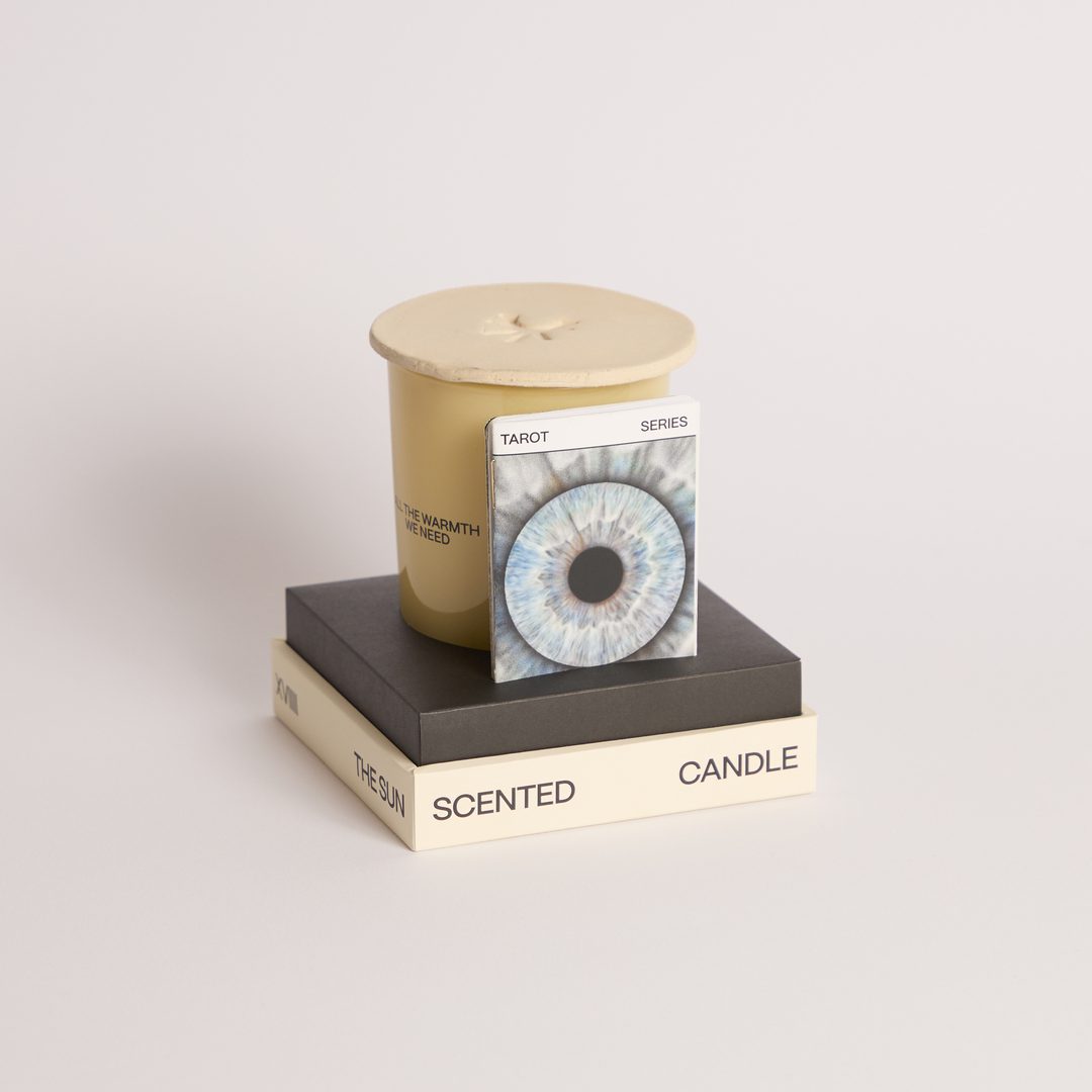 aneke decorative scented candle with tarot card and the sun candle cover